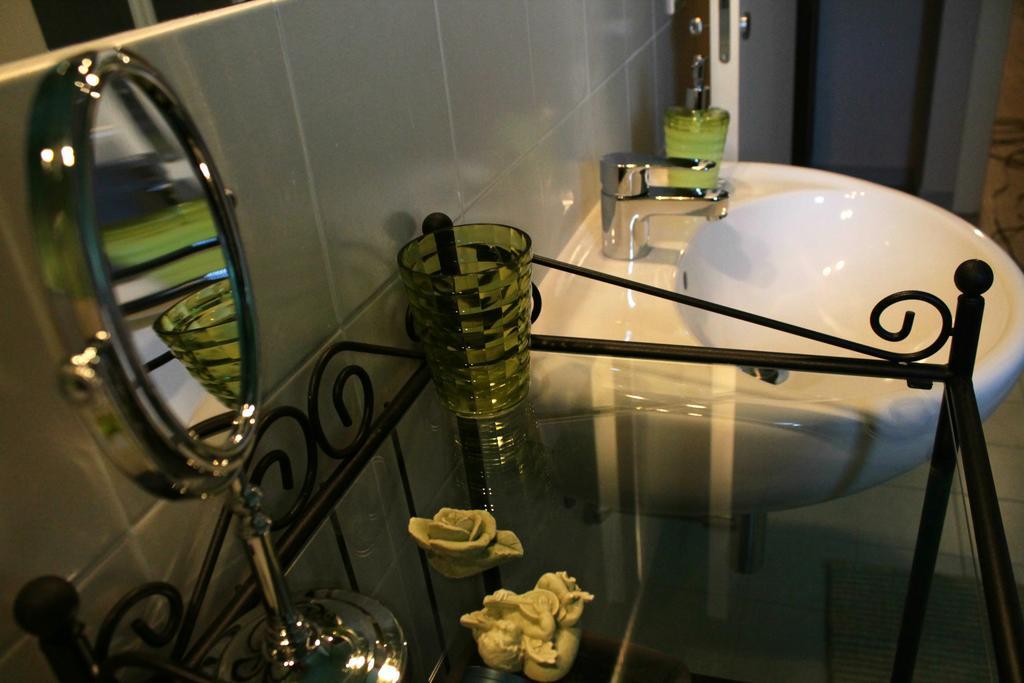 Bed & Breakfast Cascina Beatrice Rodello Ngoại thất bức ảnh